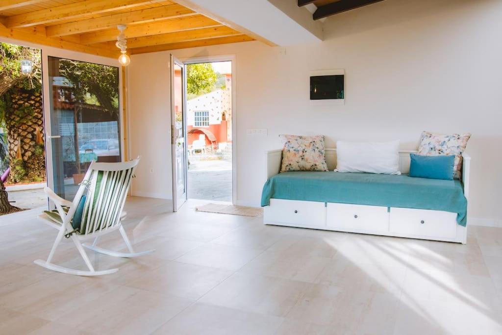Casita Gopal Villa อิคอดเดลอสวินอส ภายนอก รูปภาพ